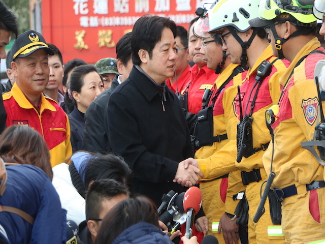 賴揆至花蓮關切重建復原 儘速修復自來水管線 使民眾恢復正常生活 