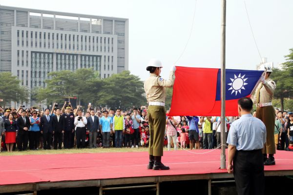 107年雙十國慶升旗典禮  外國藝術團隊熱情參與