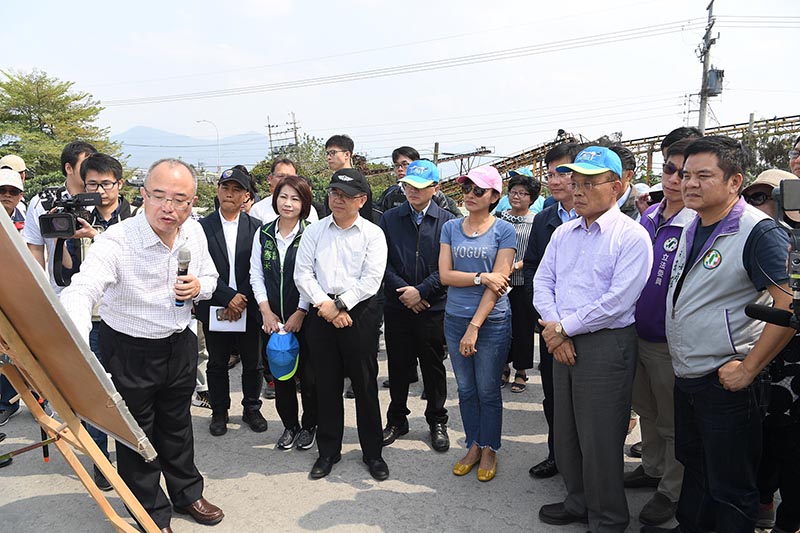 院長視察國道10號里港交流道至新威大橋新建工程規劃情形