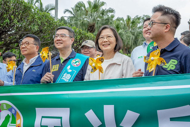 總統出席「告別核電 風光明媚-2019廢核遊行」
