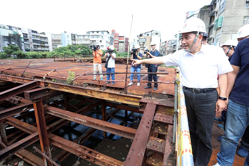 淡水藍天市場廢棄工地回填 侯友宜：解決在地居民多年夢魘