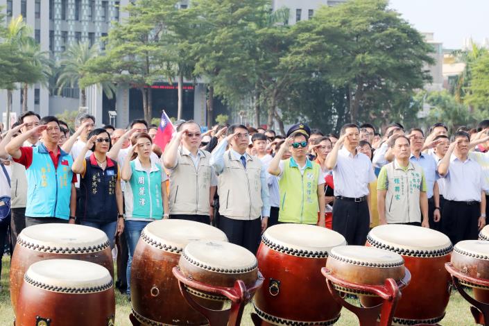 台南市108年國慶升旗 黃偉哲:國旗凝聚國人向心力