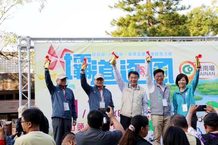 統一發票盃路跑烏山頭水庫風景區登場