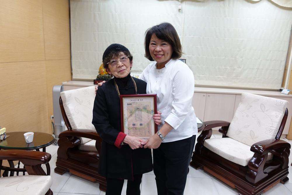 日本人松川阿嬤尋根 感謝嘉義市府協助圓夢