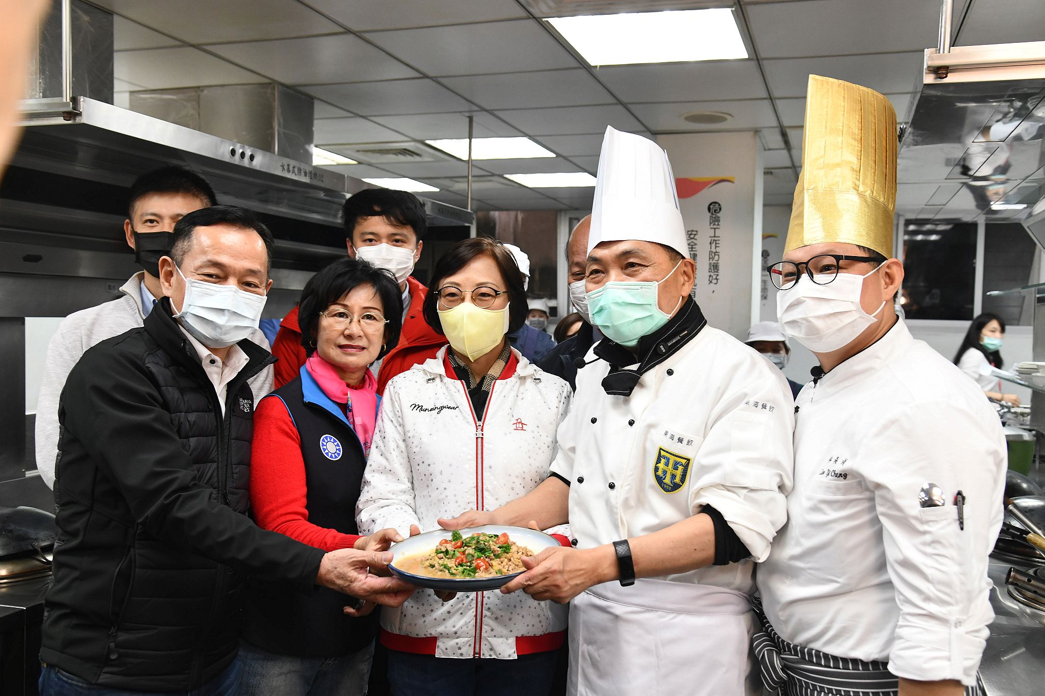 新北校園午餐增添南洋風味 侯友宜:讓學童透過飲食與世界接軌