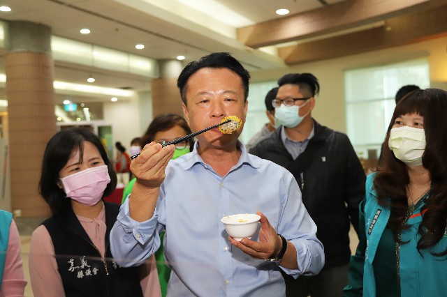 嘉有好食堂！109年度餐飲衛生評核暨樂齡食安優良共餐廚房頒獎典禮