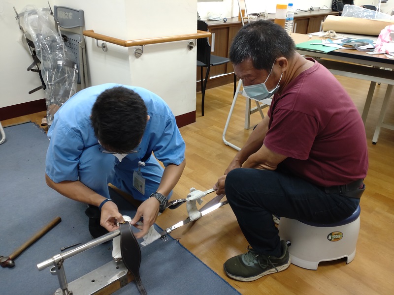 南市社會局結合北榮身障重建中心提供義肢檢修服務