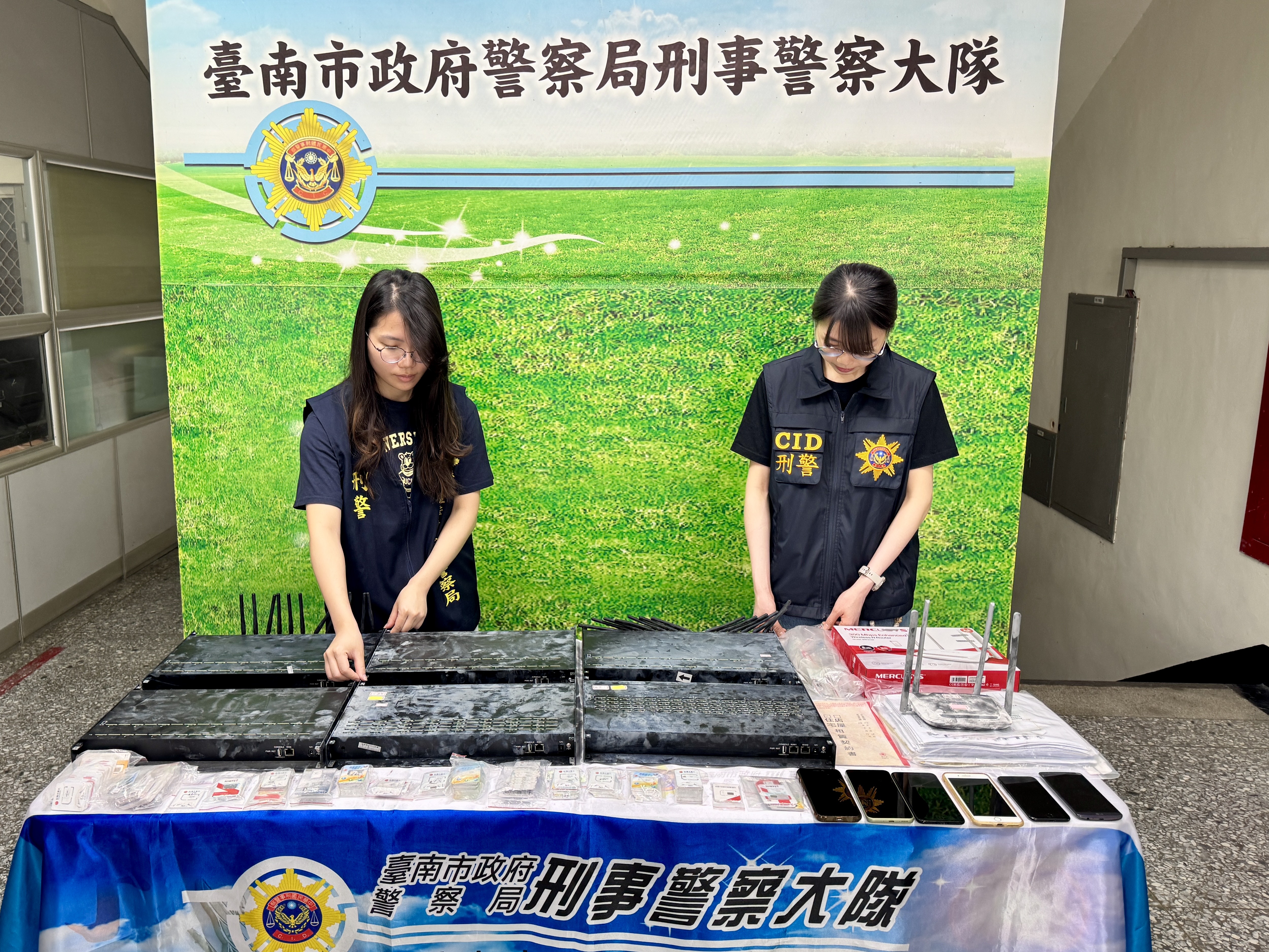 南市刑大破獲詐欺話務轉接機房  溯源緝獲在臺通緝主嫌