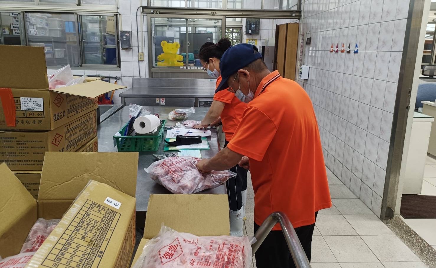 配合豬隻禁運禁宰措施解禁 南市持續加強午餐品質與廚餘管控