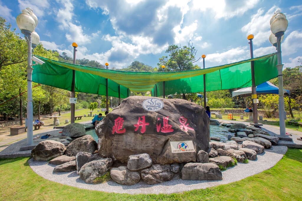 搭乘台南台灣好行「梅嶺線」暢遊玉井、楠西與龜丹