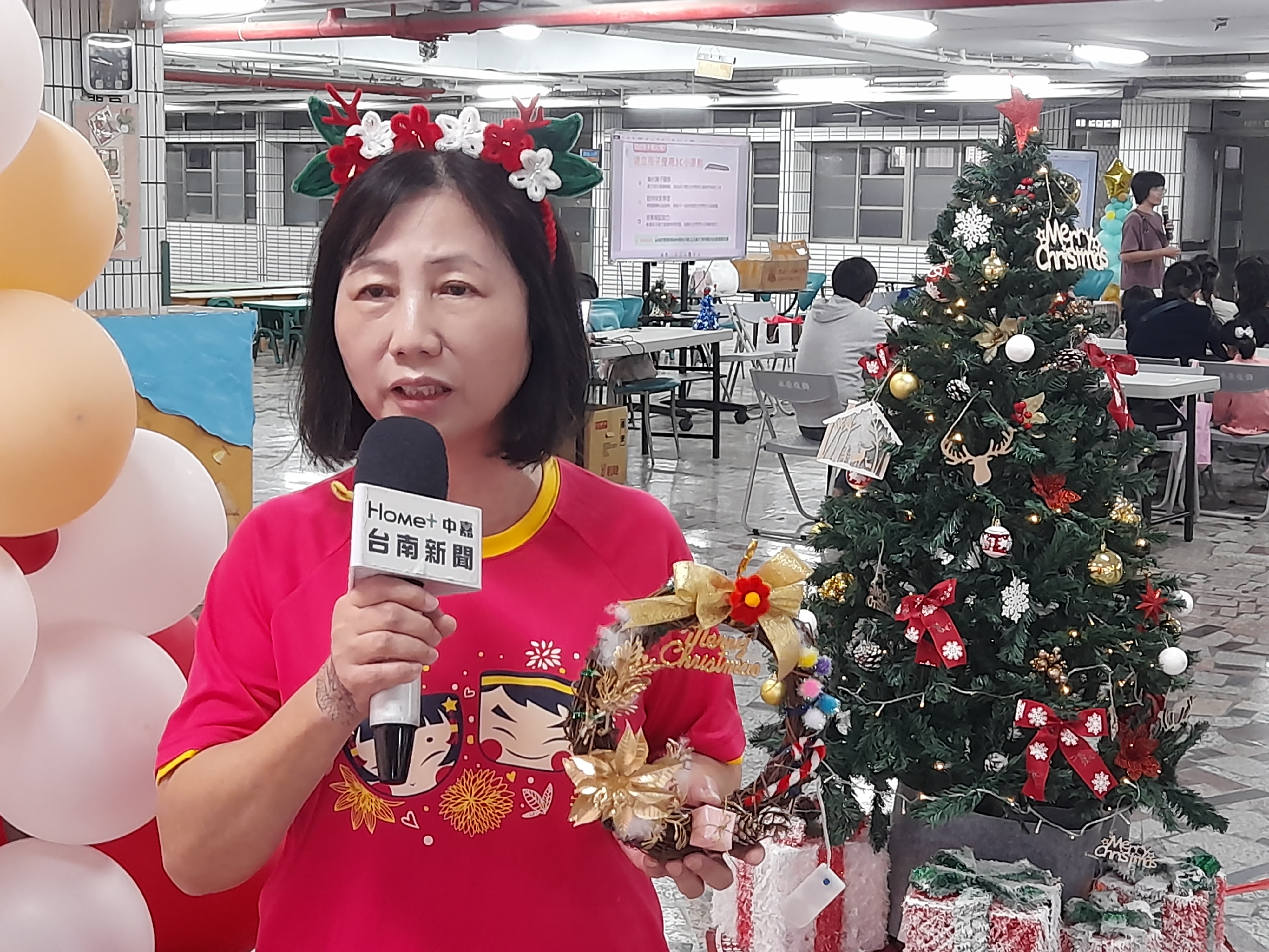 臺南市家庭教育中心舉辦「2025 歡樂聖誕．親子共創日」活動