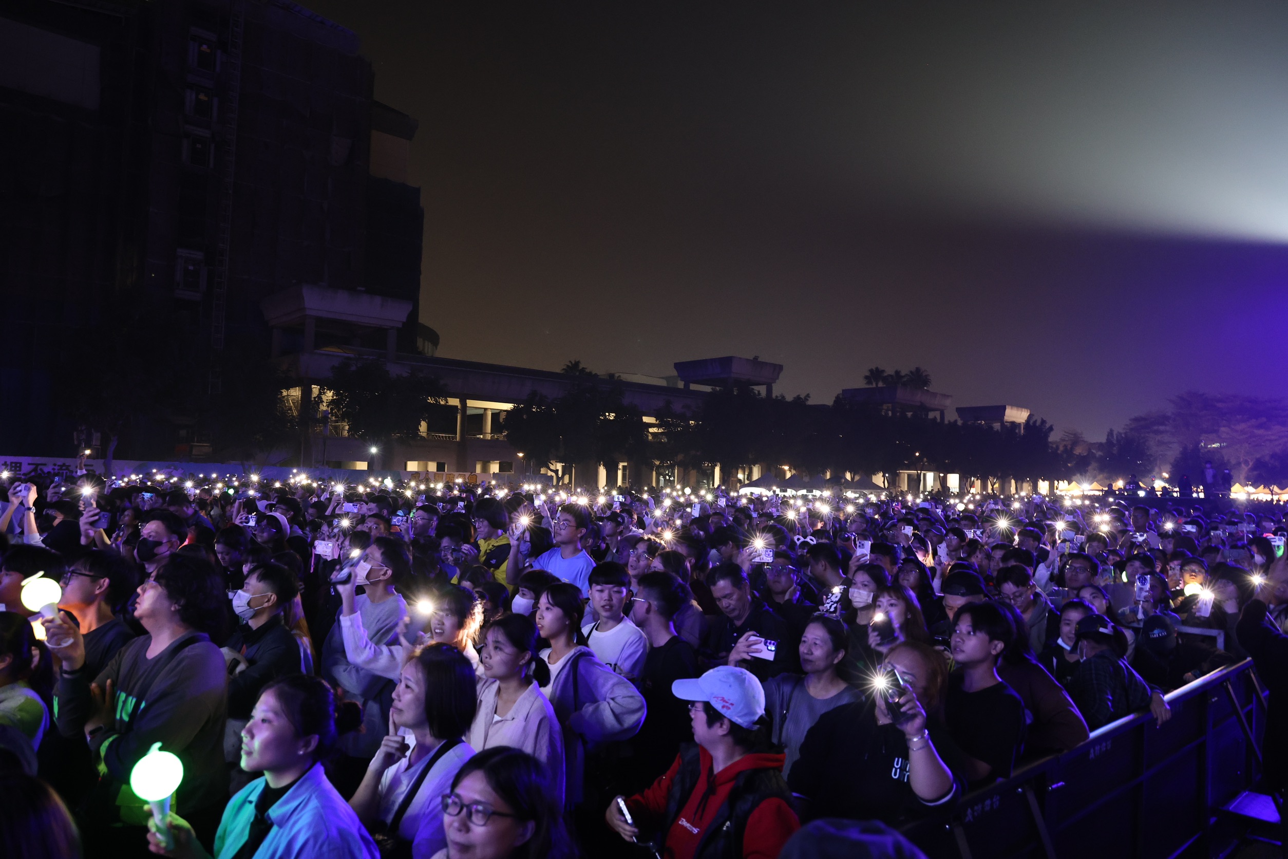 「2026台南好young」耶誕搖滾演唱會國內外卡司齊聚接力開唱